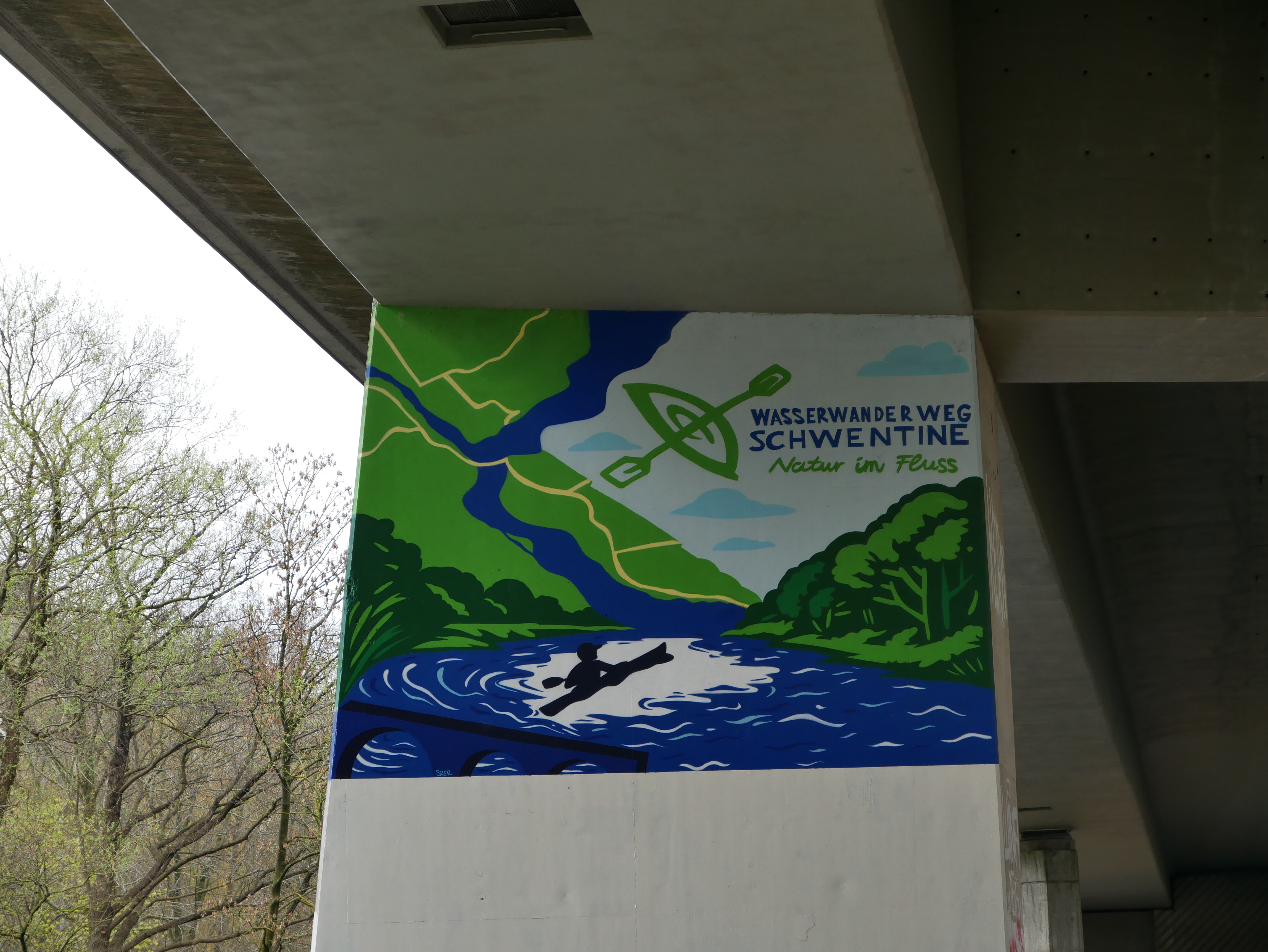 Kunstvolle Graffiti-Gestaltung an der Schwentinebrücke in Kiel